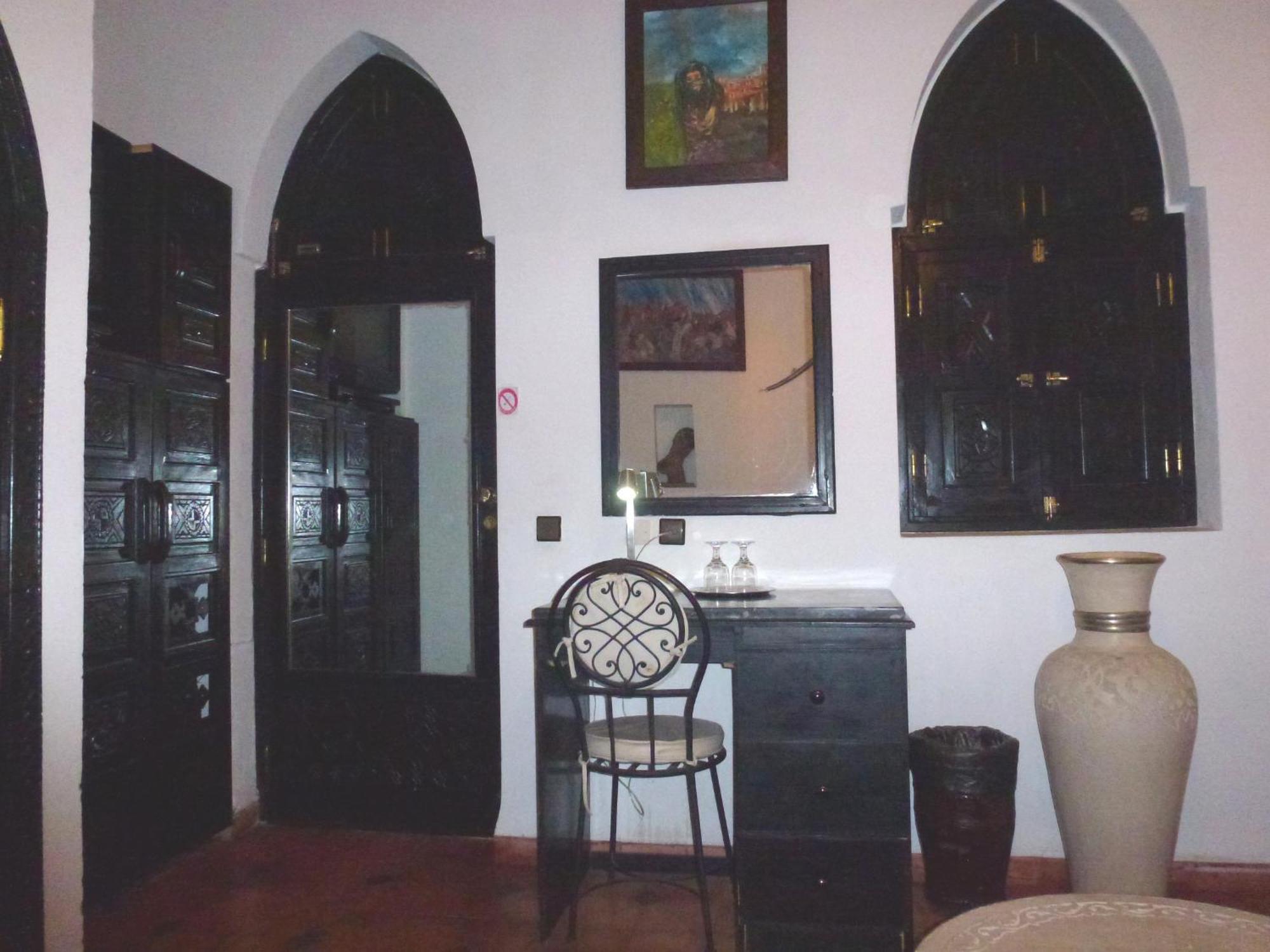Bed & Breakfast Laarouss