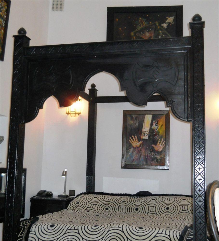 Laarouss Bed & Breakfast 2*